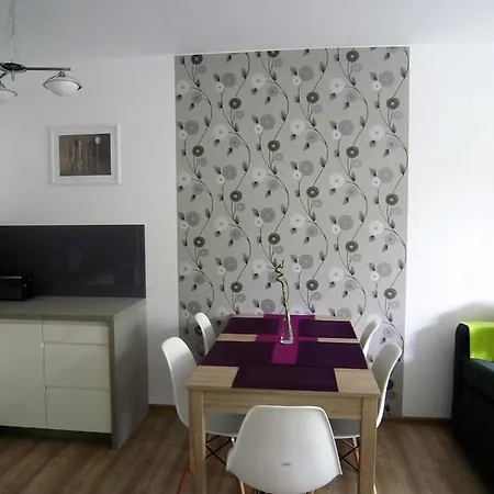 Apartment Emilia Polanki *